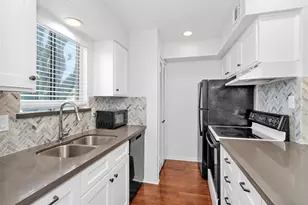 12100 Melville Dr, Montgomery, TX 77356 - Photo 2