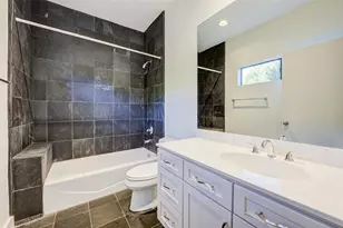 1501 California St, Houston, TX 77006 - Photo 22