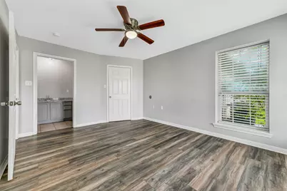 1C Prairie Knoll Drive, La Marque, TX 77510 - Photo 12