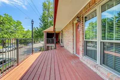 611 Hawthorne Street #6, Houston, TX 77006 - Photo 2