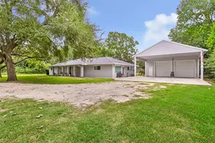 16716 Bohemian Hall Rd, Crosby, TX 77532 - Photo 4