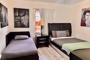 1911 Tabor St, Houston, TX 77009 - Photo 8