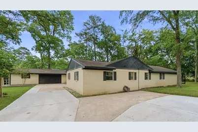 254 Springs Edge Dr, Montgomery, TX 77356 - Photo 2