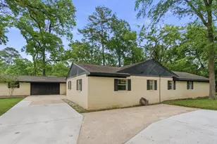 254 Springs Edge Dr, Montgomery, TX 77356 - Photo 2
