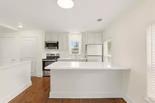 612 1/2 W Alabama St, Houston, TX 77006 - Photo 1