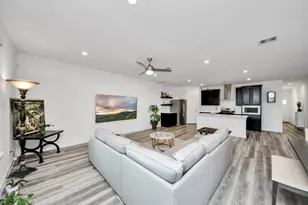 12319 Brandenburg Gate Dr, Houston, TX 77047 - Photo 14