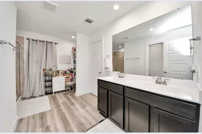 12319 Brandenburg Gate Drive, Houston, TX 77047 - Photo 20