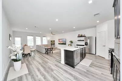 12319 Brandenburg Gate Drive, Houston, TX 77047 - Photo 6