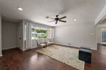 515 Azaleadell Drive, Houston, TX 77018 - Photo 6