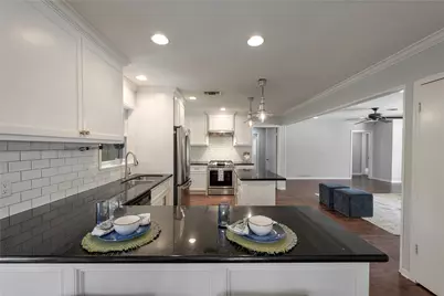 515 Azaleadell Drive, Houston, TX 77018 - Photo 12