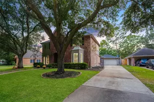1002 Fairgate Dr, Houston, TX 77094 - Photo 2