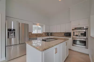 11914 Ashmead Drive, Houston, TX 77077 - Photo 8
