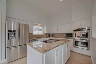 11914 Ashmead Dr, Houston, TX 77077 - Photo 8