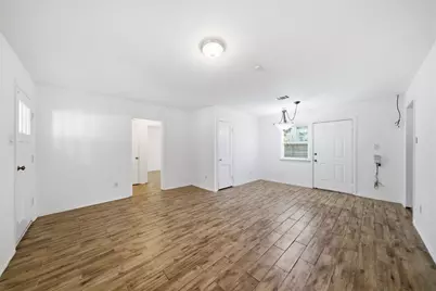 4403 Cynthia Street, Bellaire, TX 77401 - Photo 4