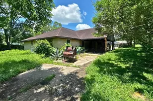 1225 County Rd 878B, Sweeny, TX 77480 - Photo 6