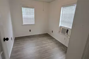 4615 Woodside St, Houston, TX 77023 - Photo 22