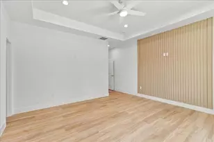 8321 Observatory St, Houston, TX 77088 - Photo 6