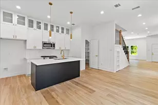 8321 Observatory St, Houston, TX 77088 - Photo 4