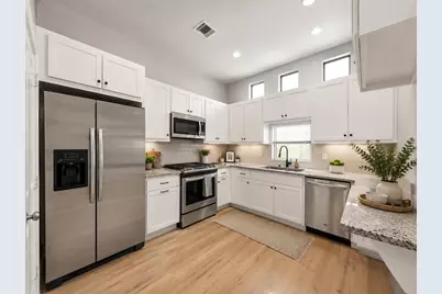 8710 Beverlyhill Street #201, Houston, TX 77063 - Photo 4