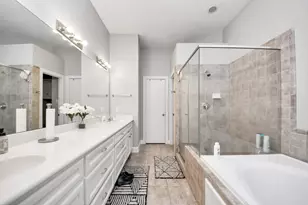 8710 Beverly Hill St, Houston, TX 77063 - Photo 8