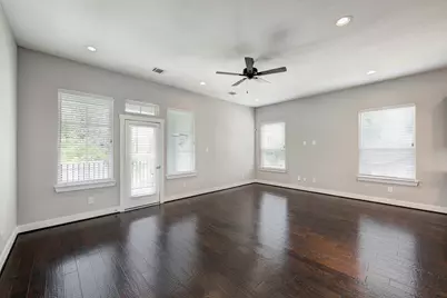 2424 Couch Street, Houston, TX 77008 - Photo 12