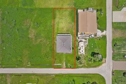 844 S Sage Road, Crystal Beach, TX 77650 - Photo 4