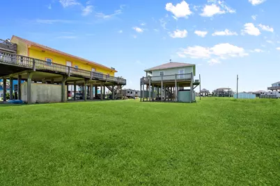 844 S Sage Road, Crystal Beach, TX 77650 - Photo 28