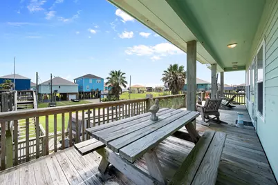 844 S Sage Road, Crystal Beach, TX 77650 - Photo 20