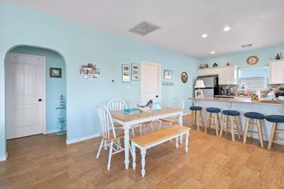 844 S Sage Road, Crystal Beach, TX 77650 - Photo 10