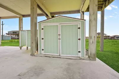 844 S Sage Road, Crystal Beach, TX 77650 - Photo 22