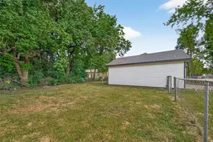 2424 Oaklawn Dr, La Marque, TX 77568 - Photo 26