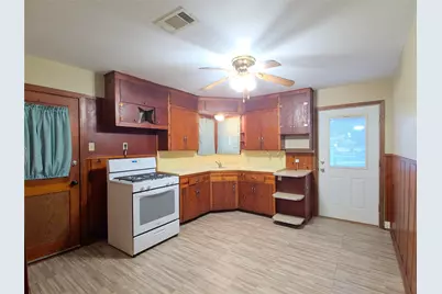 1717 Hawthorne Street, La Marque, TX 77568 - Photo 6