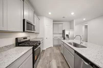 11966 Wisteria Meadows Drive, Willis, TX 77318 - Photo 6