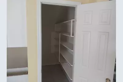 5731 Montclair Hill Lane, Rosharon, TX 77583 - Photo 10