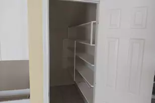 5731 Montclair Hill Ln, Rosharon, TX 77583 - Photo 10