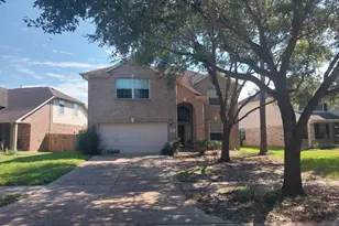 5731 Montclair Hill Ln, Rosharon, TX 77583 - Photo 1