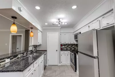 114 Belvedere Drive, Conroe, TX 77301 - Photo 6
