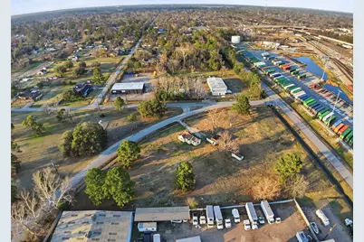 7116 Elbert Street, Houston, TX 77028 - Photo 10