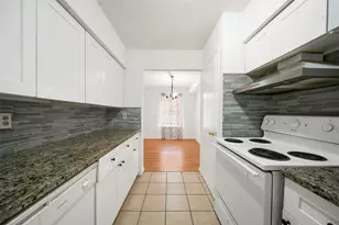 6201 Ranchester Dr, Houston, TX 77036 - Photo 10