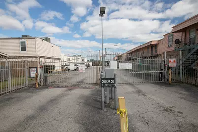 6201 Ranchester Drive #36, Houston, TX 77036 - Photo 2