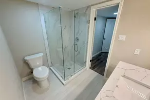 5050 Ambassador Way, Houston, TX 77056 - Photo 16