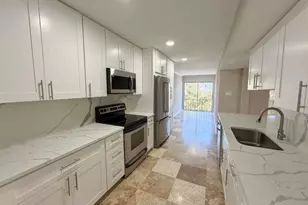 5050 Ambassador Way, Houston, TX 77056 - Photo 2