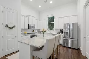 1665 Upland Lakes, Houston, TX 77043 - Photo 4