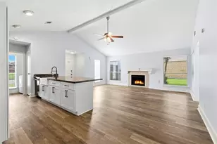 16625 Ivy Grove Dr, Houston, TX 77058 - Photo 4