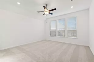 18211 Saffron Sun St, Conroe, TX 77302 - Photo 16