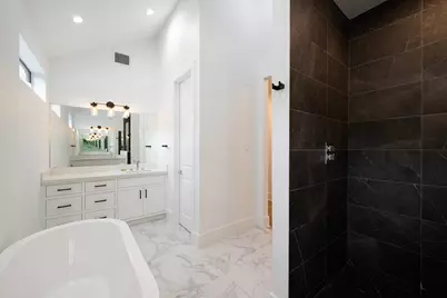 823 Aurora Street, Houston, TX 77009 - Photo 12