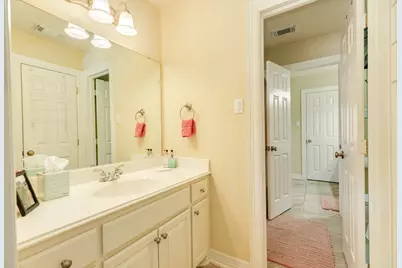 204 Arrowhead Drive, Lake Jackson, TX 77566 - Photo 26