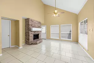 3626 Storm Creek Dr, Houston, TX 77088 - Photo 10