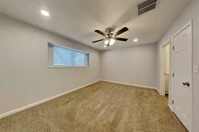 4135 Lufborough Drive, Houston, TX 77066 - Photo 8