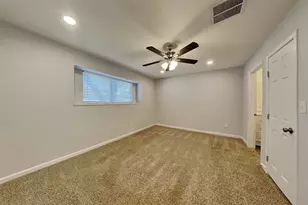 4135 Lufborough Dr, Houston, TX 77066 - Photo 8